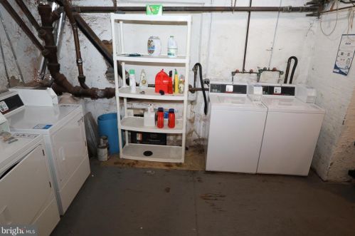 1919 Green St, Philadelphia PA 19130-3177 exterior