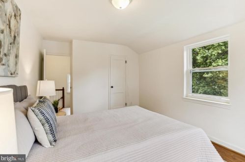 7309 16 Ave, Silver Spring MD 20912-7043 exterior