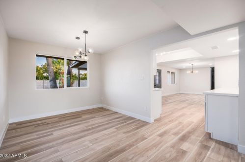 12033 28th Pl, Phoenix AZ  85028-1201 exterior