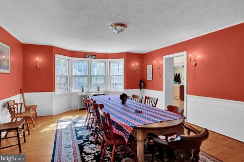 886 Vaughn Rd, Pottstown PA exterior