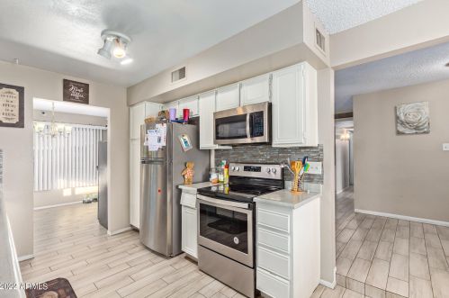 4708 76 Ave, Phoenix AZ 85033-2431 exterior