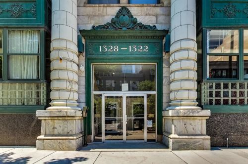 1322 Wabash Ave, Chicago IL  60605-2508 exterior