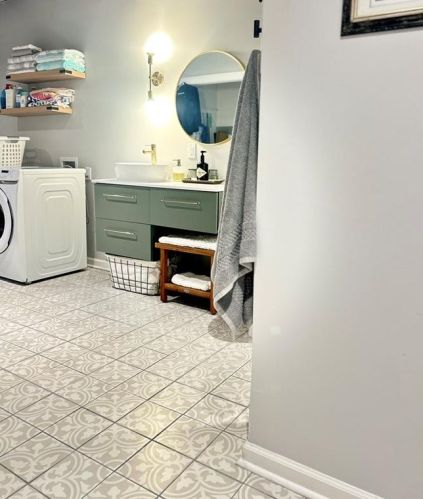 8470 Lk Dr, Lithonia GA 30039-6568 exterior