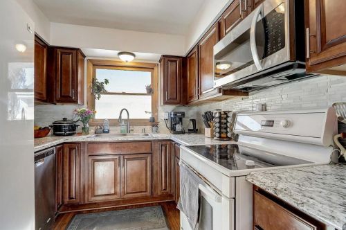 10341 Silver Spring Dr, Milwaukee WI 53209-5149 exterior