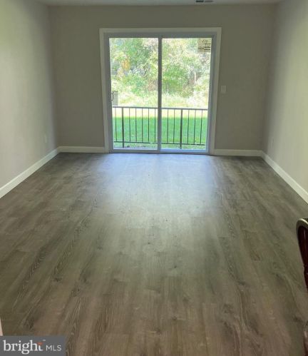 1414 Silver Ct, Trenton NJ  08690-3526 exterior