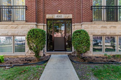 4145 Wabash Ave, Chicago, IL 60653-2277