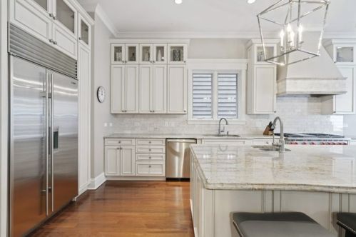 1309 Nelson St, Chicago IL 60657-3042 exterior