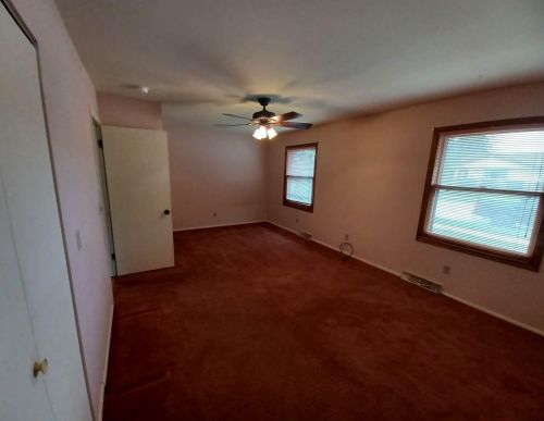 9118 Florence Dr, Sturtevant WI 53177-1941 exterior