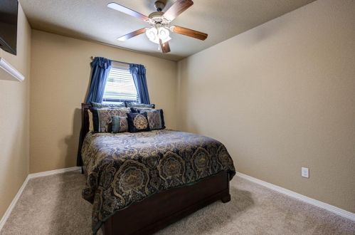 108 Golfview, Montgomery TX 77356-8853 exterior