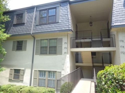 175 Amherst Pl, Atlanta GA  30327-4093 exterior