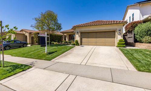 3558 Rosecrest Cir, Folsom, CA 95762-9526