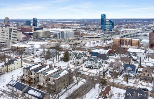 549 Fairview Ave, Grand Rapids MI 49503-1518 exterior