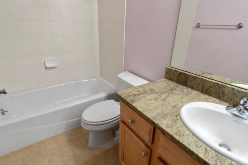 114 Viewpoint Ter, Peekskill NY 10566-6209 exterior