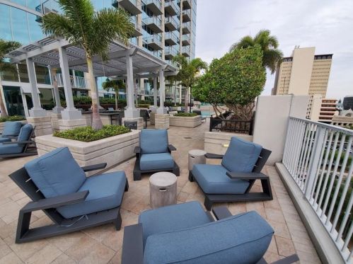 777 Ashley Dr, Tampa FL  33602-4356 exterior