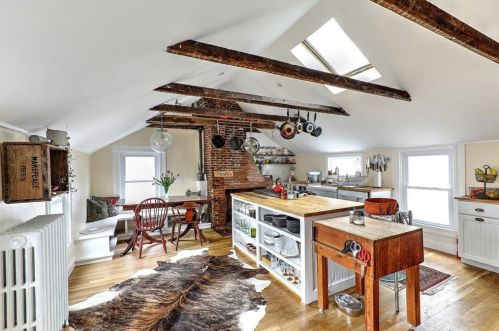 69 Arnold St, Providence RI 02906-1065 exterior