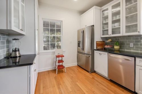 1708 Cedar Ave, Austin TX 78702-1429 exterior