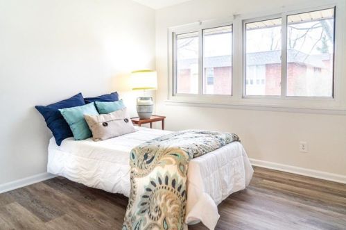 314 College Park Dr, Moon Twp PA  15108-2312 exterior