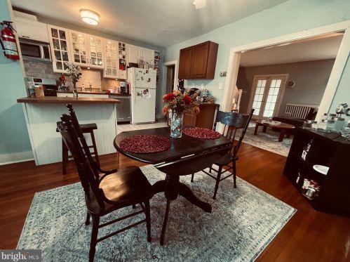 23 Merwit Ct, Camden NJ 08109-2627 exterior