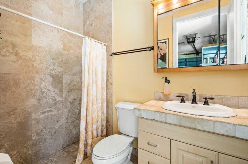 275 4 St, Boca Raton FL 33432-3738 exterior