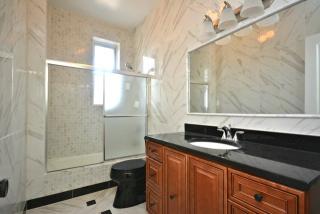 3169 Broadway St, Chicago IL  60657-4508 exterior