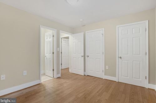 2811 Joseph Makell Ct, Alexandria VA 22306-2840 exterior