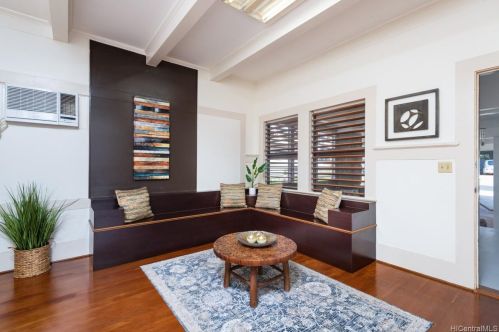 1011 14th Ave, Honolulu, HI 96816-3645