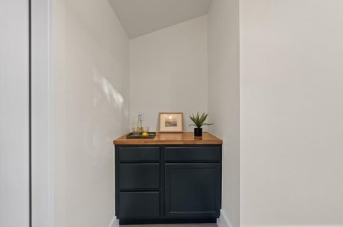 5006 Buffalo Pass, Austin TX 78745-2832 exterior