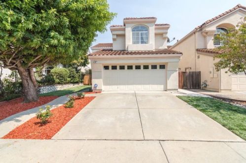 197 Meadowland Dr, Milpitas, CA 95035-4416