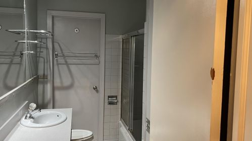 304 Espanola Ave, Kalamazoo MI  49004-1104 exterior