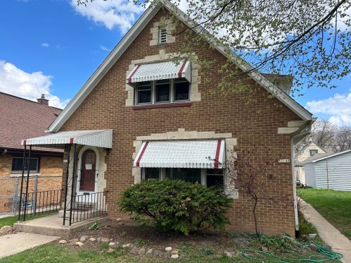 3314 58th St, Milwaukee, WI 53219-4332