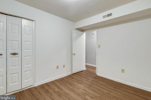 2685 Centennial Ct, Alexandria VA 22311-1304 exterior