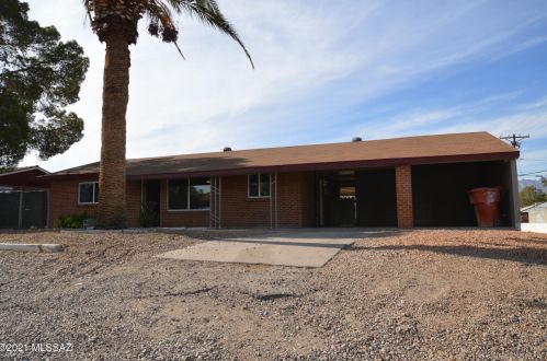 4743 13th St, Tucson AZ  85711-4301 exterior