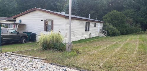 1755 Sycamore Dr, Meskegon MI 49445-3407 exterior