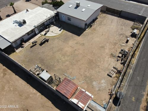 3002 Charter Oak Rd, Phoenix AZ 85032-7449 exterior