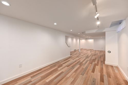 2852 89, Milwaukee WI 53222-4603 exterior