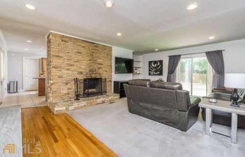 1970 Briarmill Rd, Atlanta GA  30329-2612 exterior