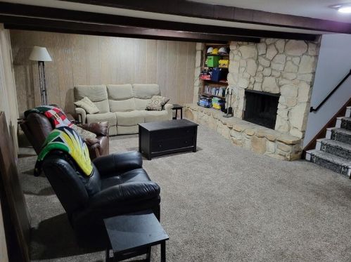 1204 Fleetwood Dr, Manitowoc WI 54220-2362 exterior