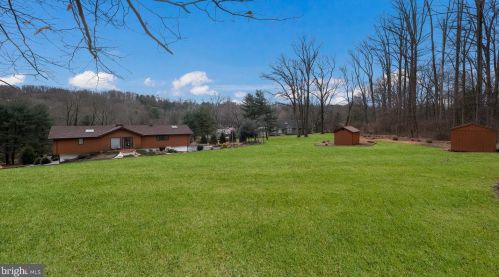 233 Painter Rd, Media PA 19063-4431 exterior