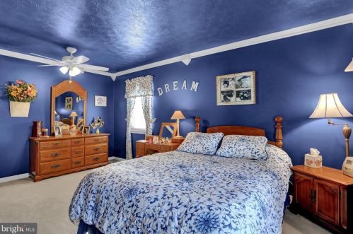 141 Pheasant Run Ln, Hanover PA 17331-9186 exterior