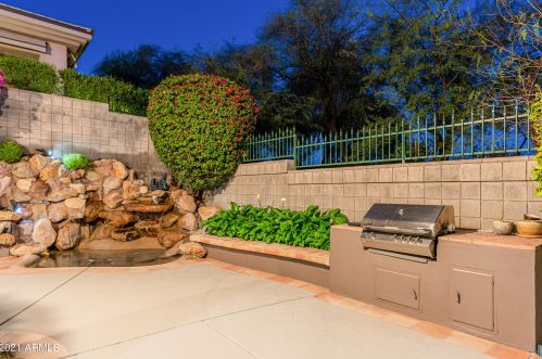 6413 31st St, Phoenix AZ 85008-1127 exterior