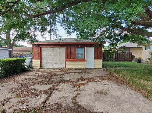 7100 Hope Ave, Milwaukee WI 53216-1058 exterior