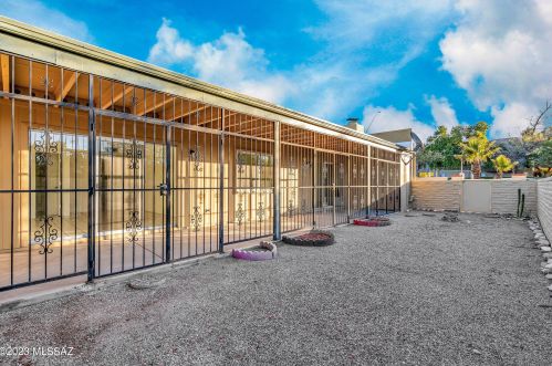 7860 Baker St, Tucson AZ  85710-2360 exterior