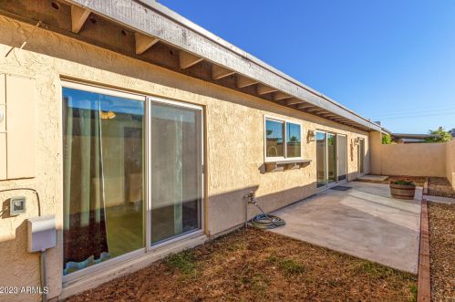 6212 22nd Ave, Phoenix AZ  85015-1903 exterior