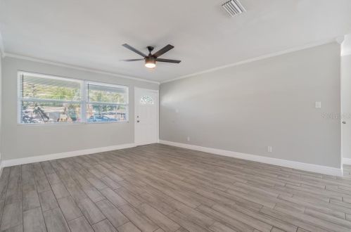 4722 Bay Ave, Tampa FL 33616-1070 exterior