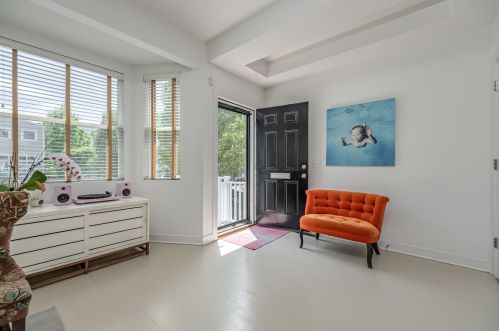 1636 Wabansia Ave, Chicago, IL 60622-1447