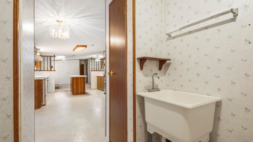 168 Patrick Dr, Defuniak Springs FL 32433-7201 exterior