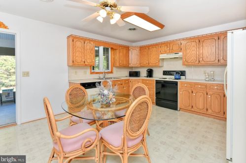 18247 Oak Ln, Lewes DE 19958 exterior