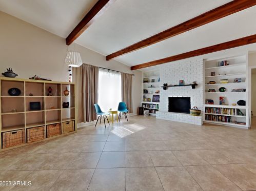 17417 20 Dr, Phoenix AZ 85023-2356 exterior