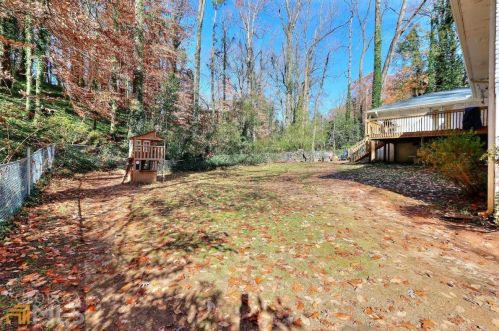 3185 Cloverhurst Dr, Atlanta GA 30344-4509 exterior