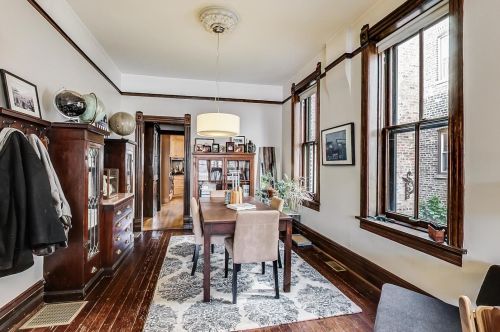 2324 Armitage Ave, Chicago IL 60647-4342 exterior